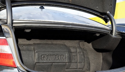 Накладка на газовий балон Hyundai Grandeur
